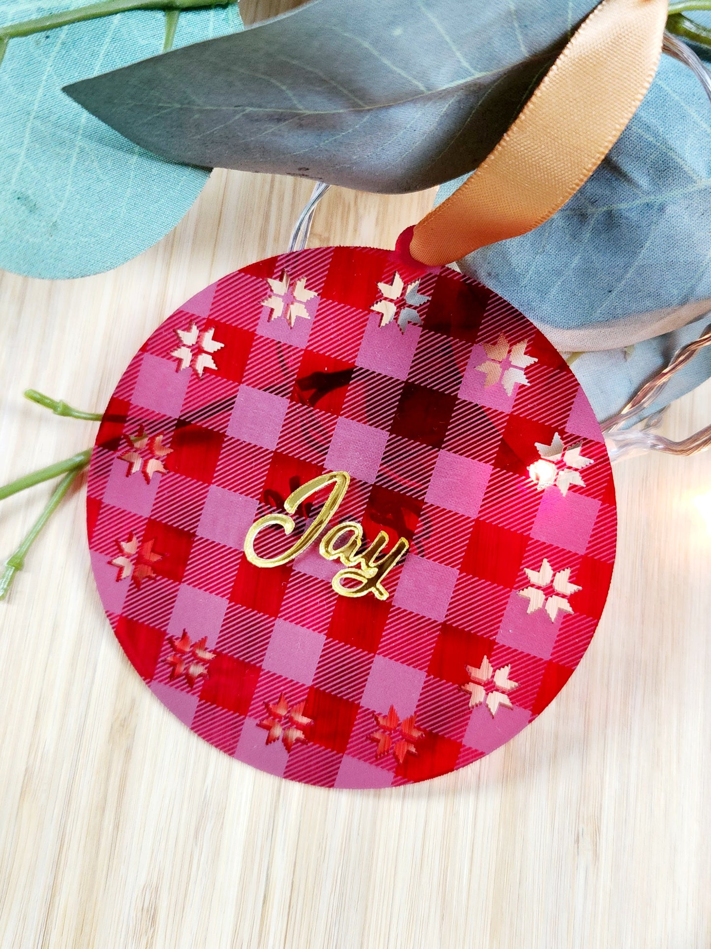 Christmas Bauble Ornament - Tartan Knit