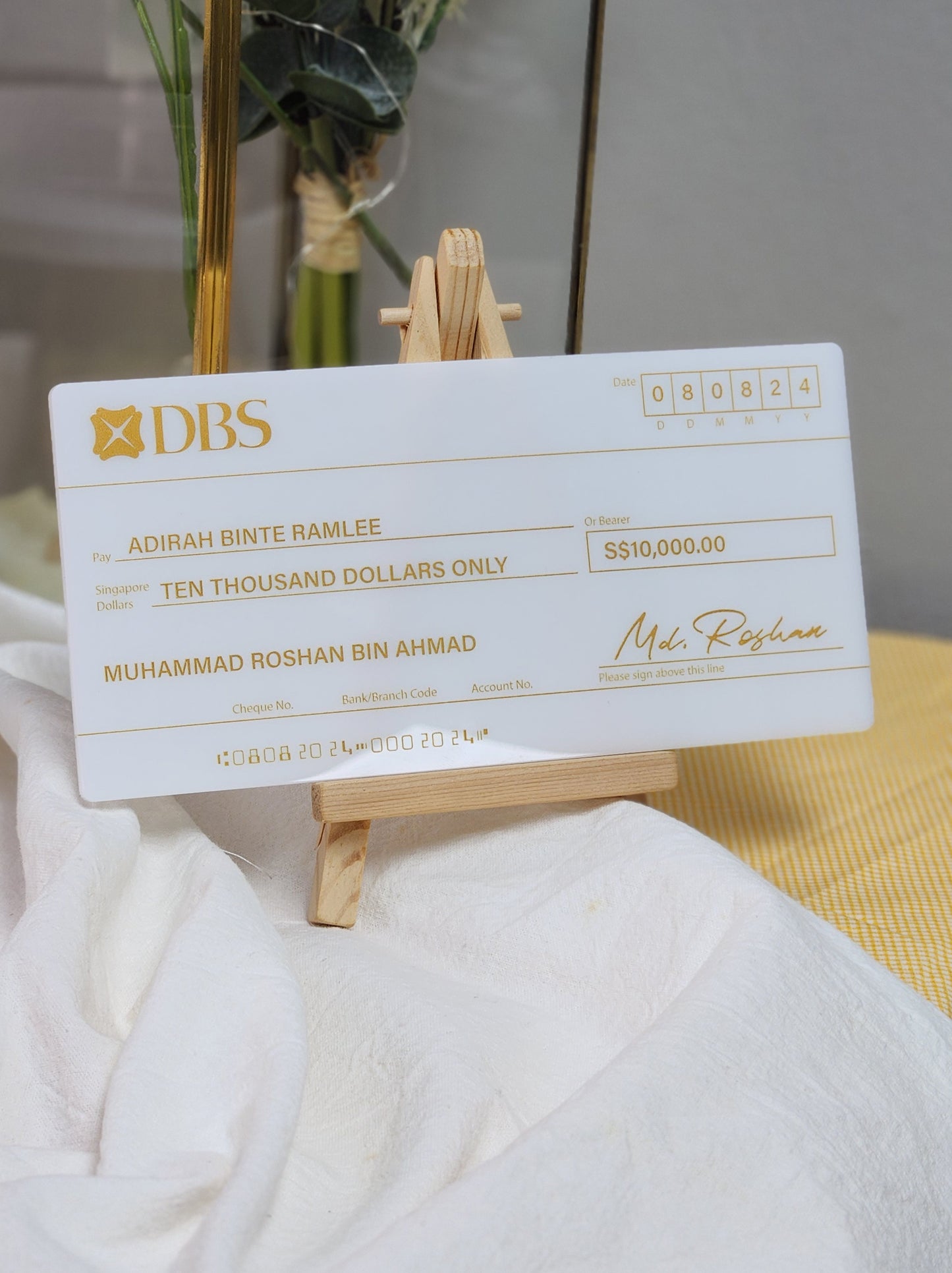 Mock Cheque Hantaran - Opal White (Gold Printed Text)