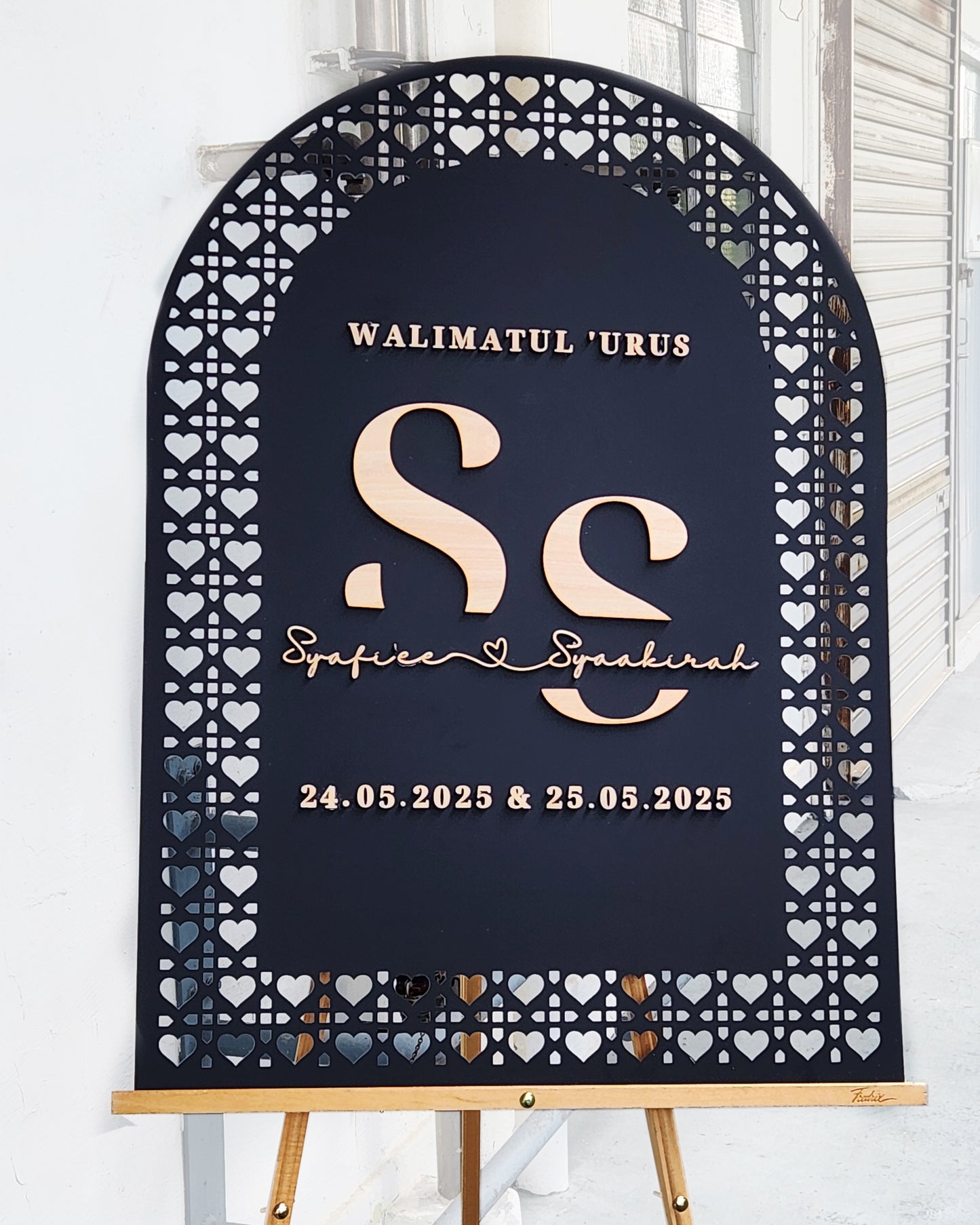 Wedding Welcome Sign - Boho Heart Rattan Arch Sign
