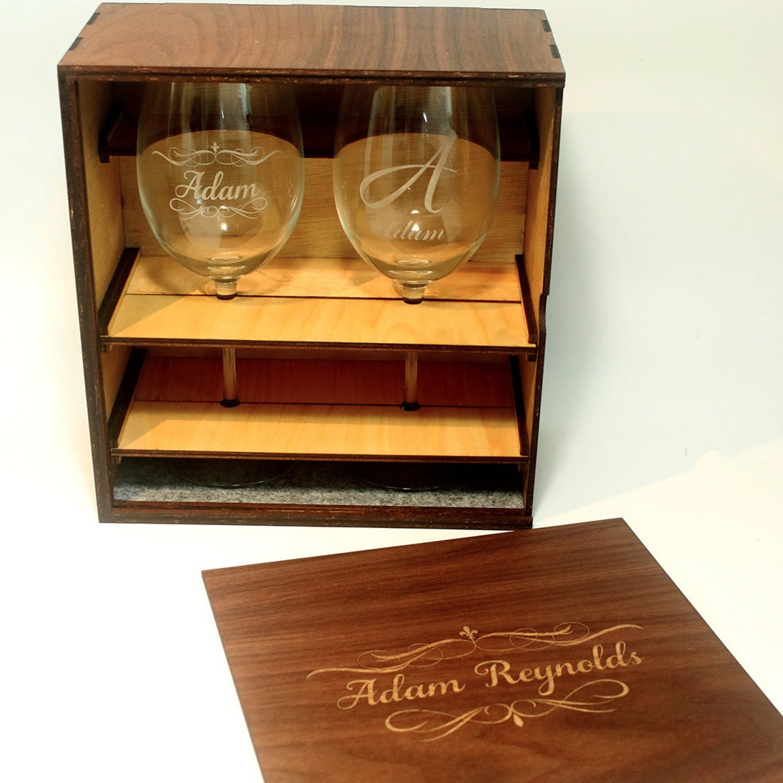 Personalized Engraved Wine Glass - Clik Clok