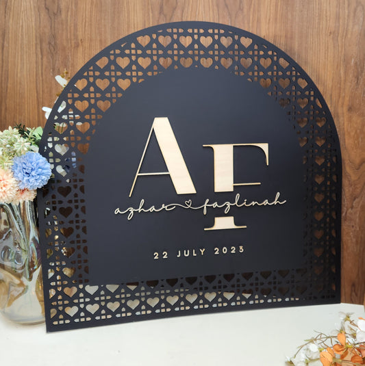 Wedding Sign - Earthy Rattan Heart Arch Personalised Welcome Sign