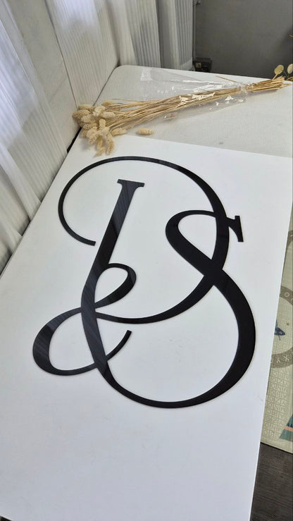 Backdrop Name Sign - Monogram Initial Sign