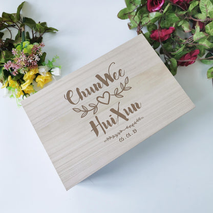 32 x 21cm Wooden Gift Box - Clik Clok