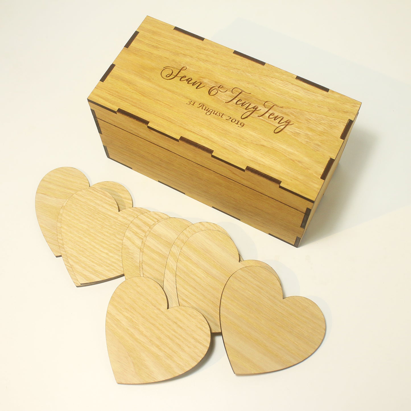 Wooden Heart Chest Guestbook - Clik Clok