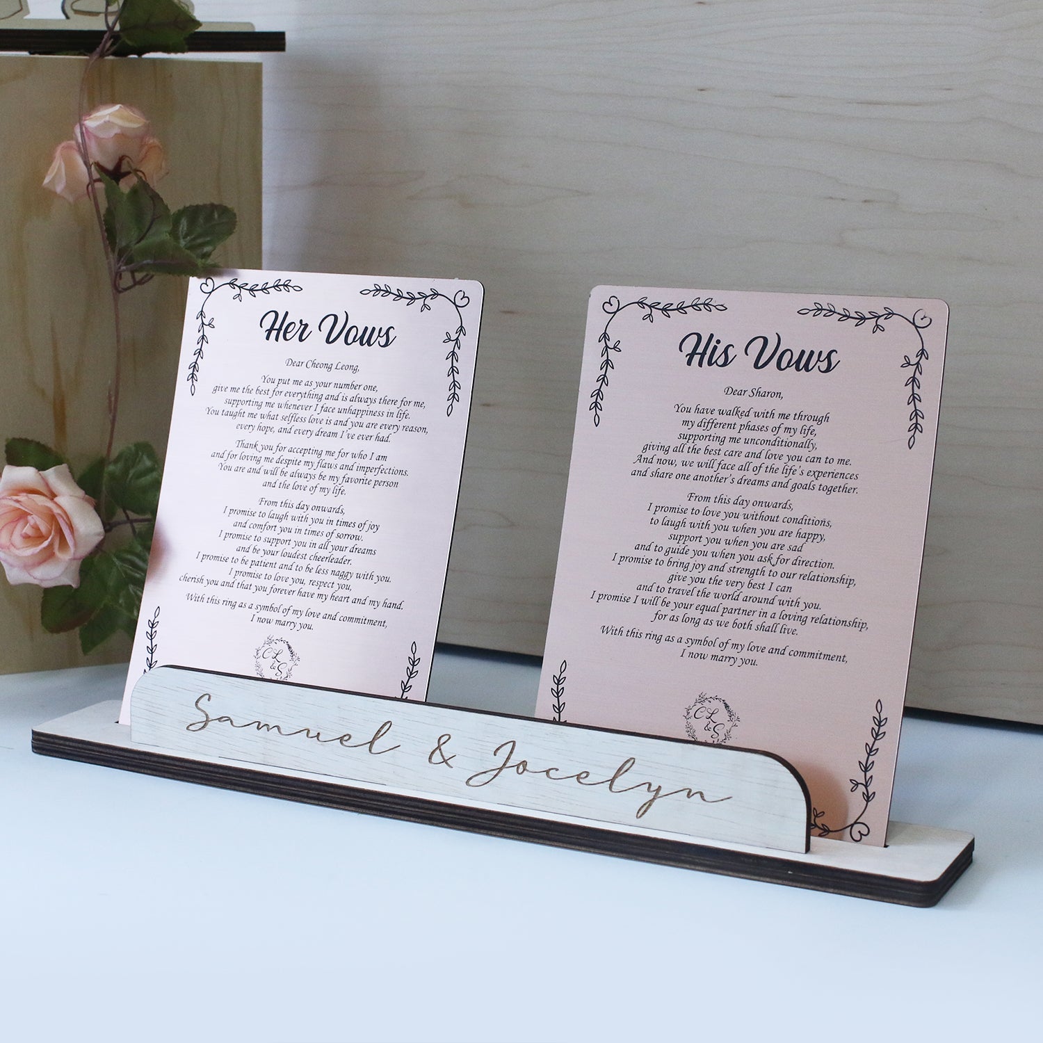 Engraved Name Vow Stand - Clik Clok