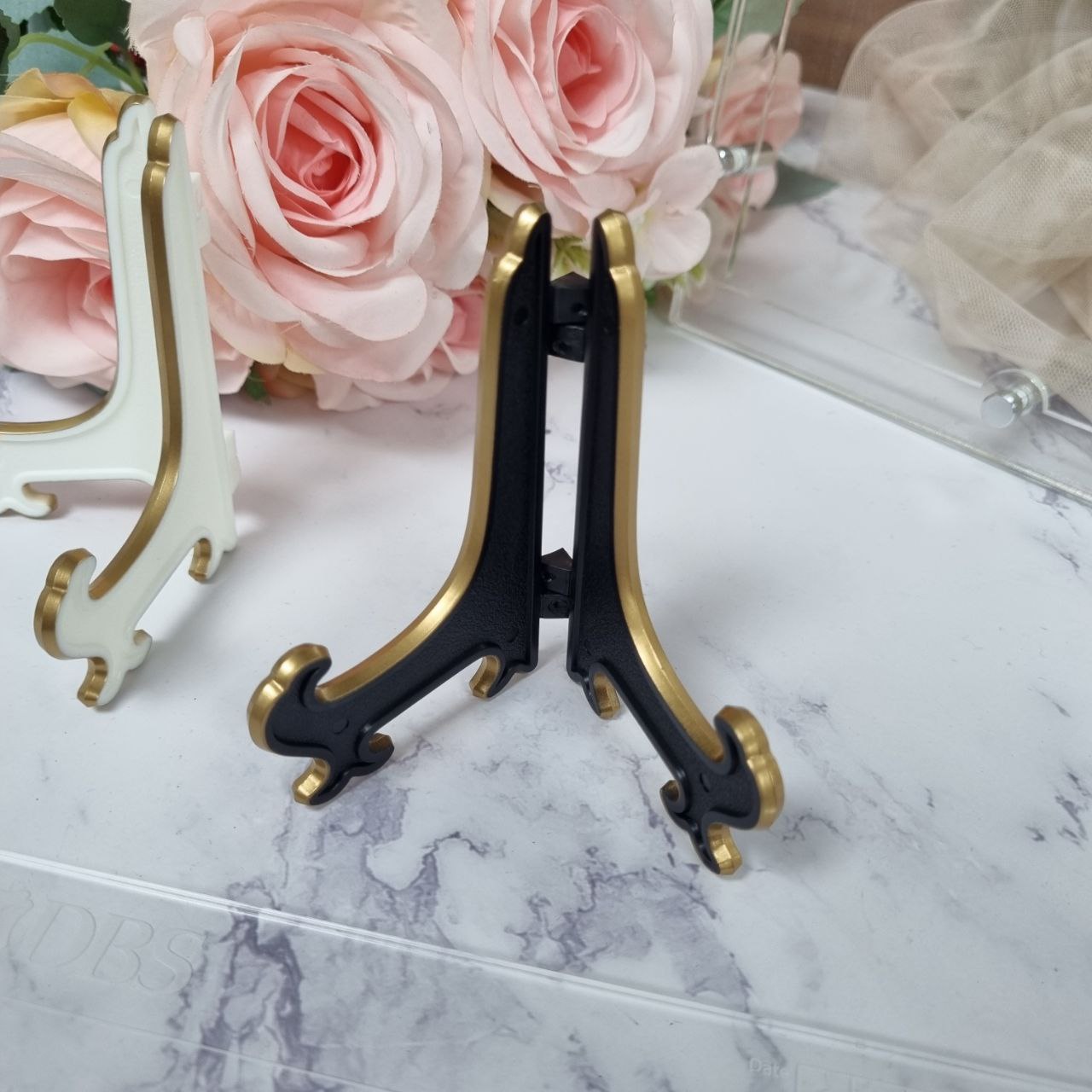 Ornate Stand (For cheque/vow board)